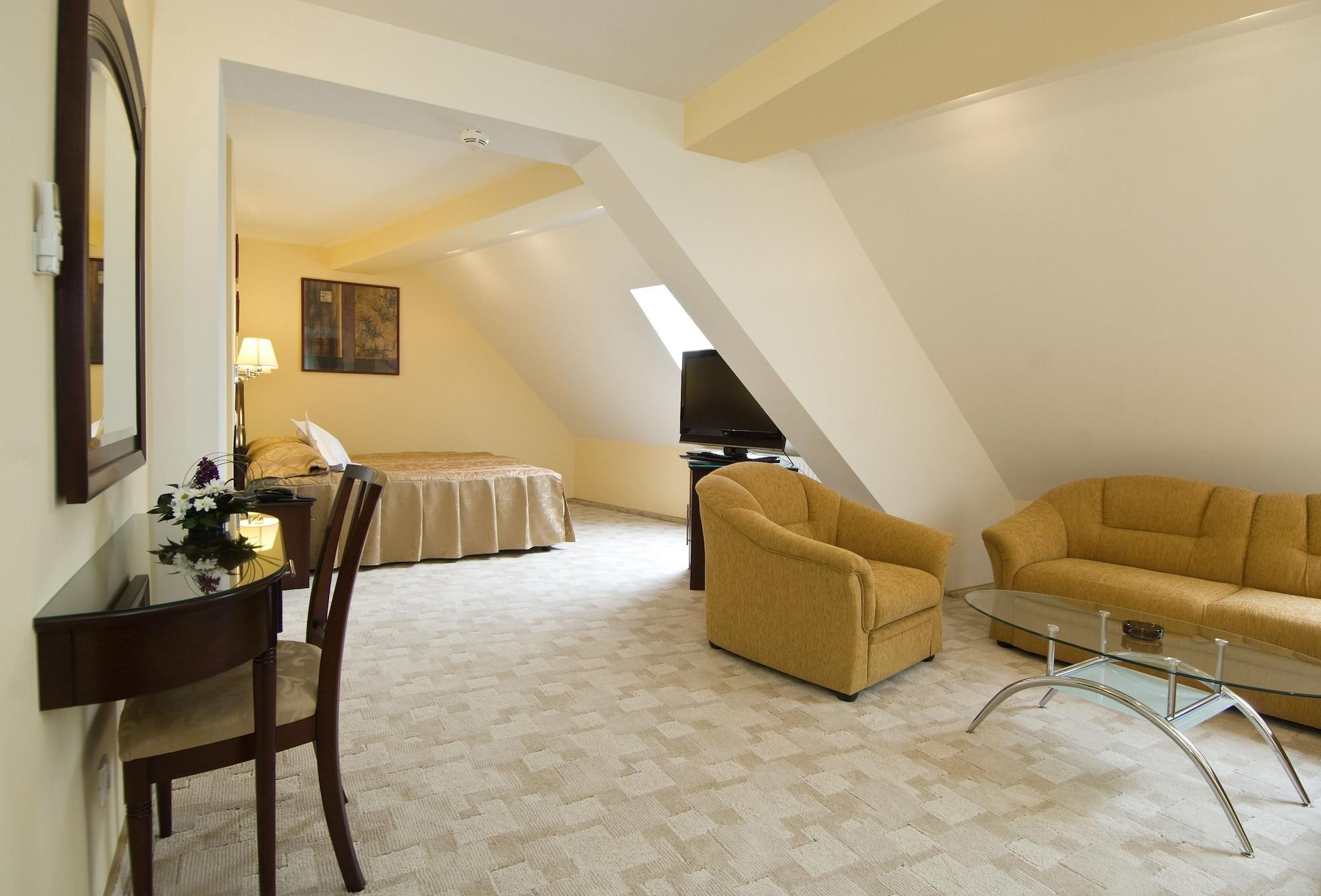 Ambient Hotel Brașov