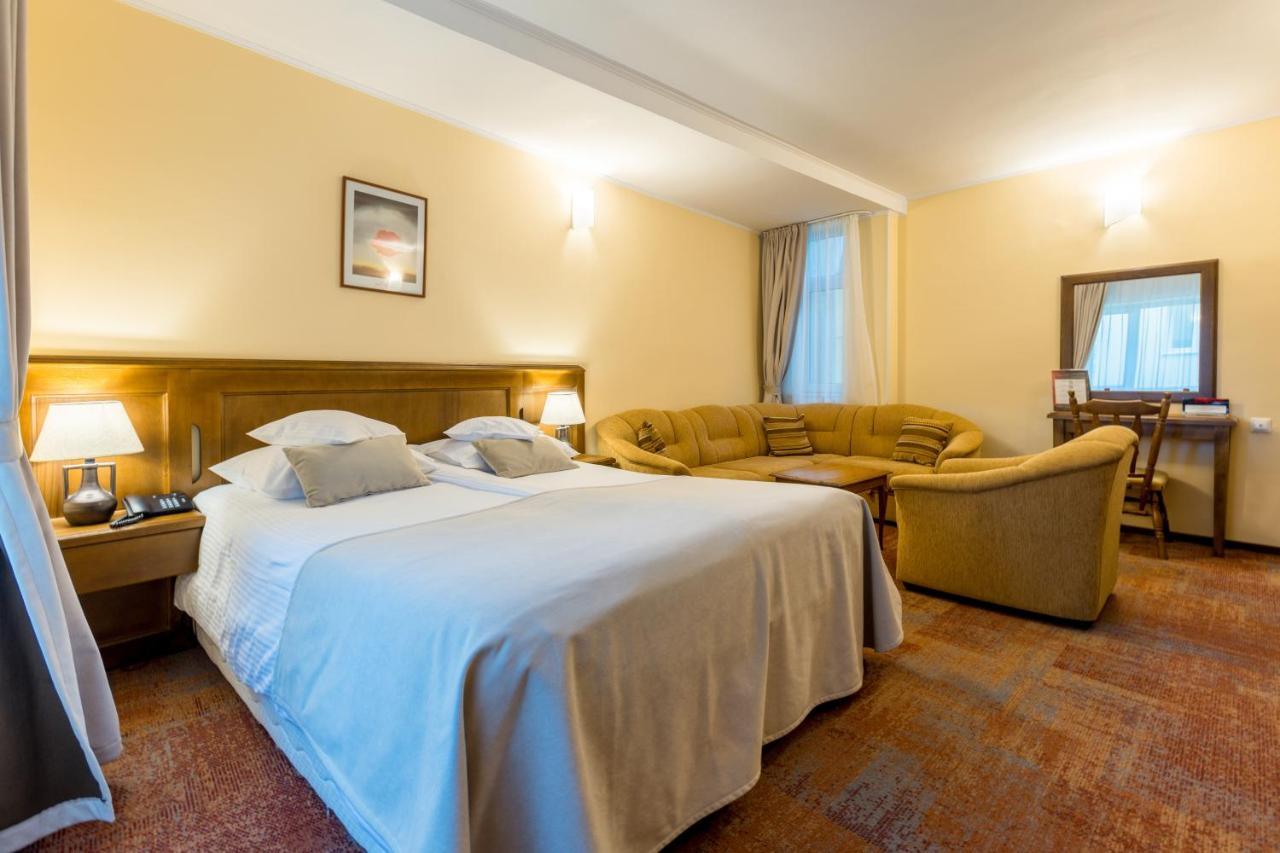 Ambient Hotel